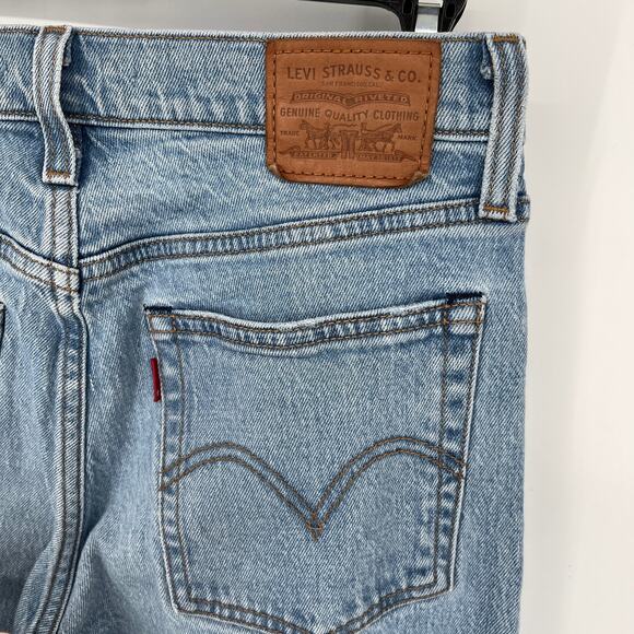 Levi's Premium Wedgie Jeans Womens Sz 26 Button Fly Light Wash High Rise Blue - Picture 8 of 12